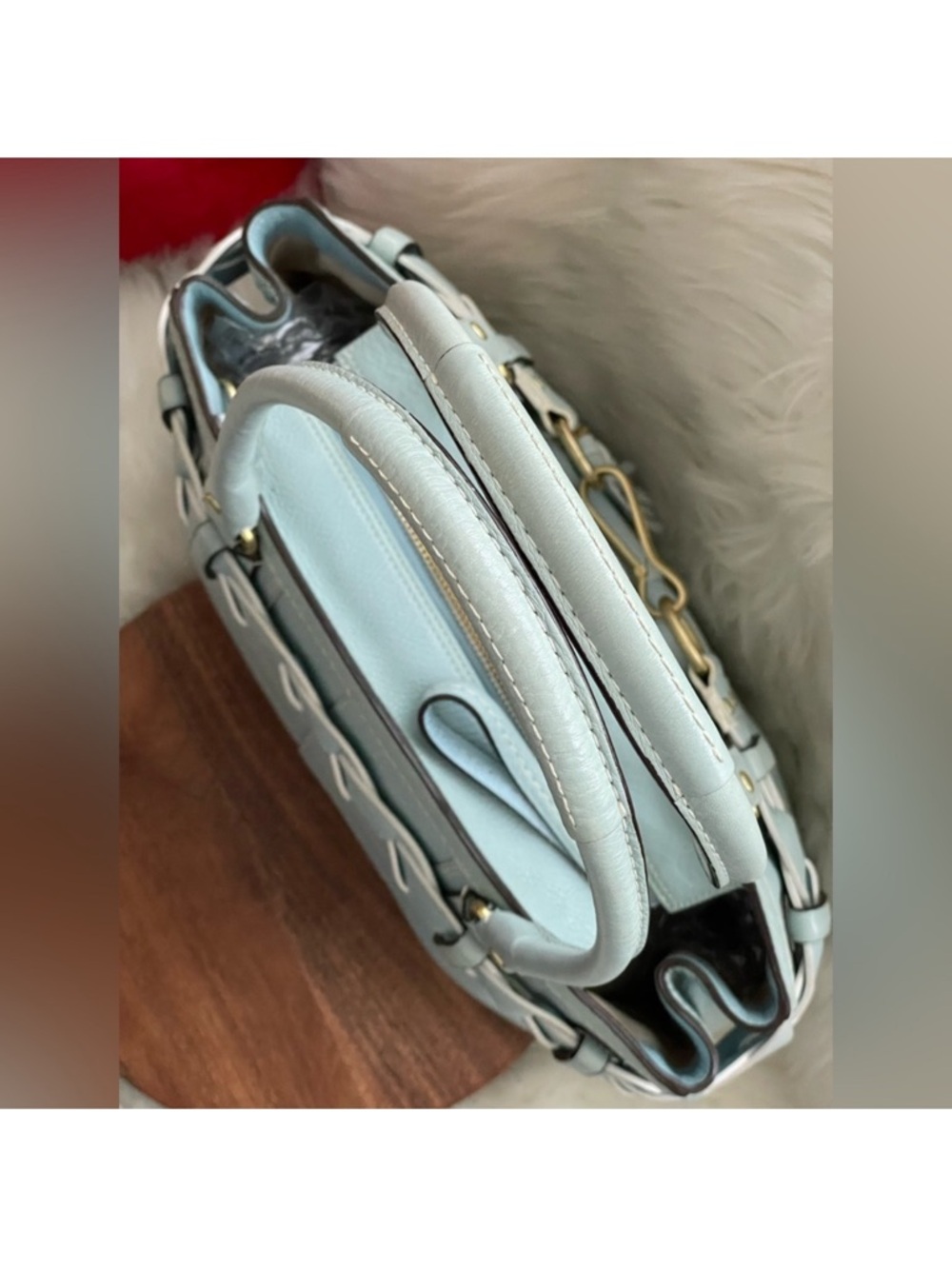 COACH Baby Blue Pebble Leather
2006 Hampton's Carryall - Picture 10 of 16